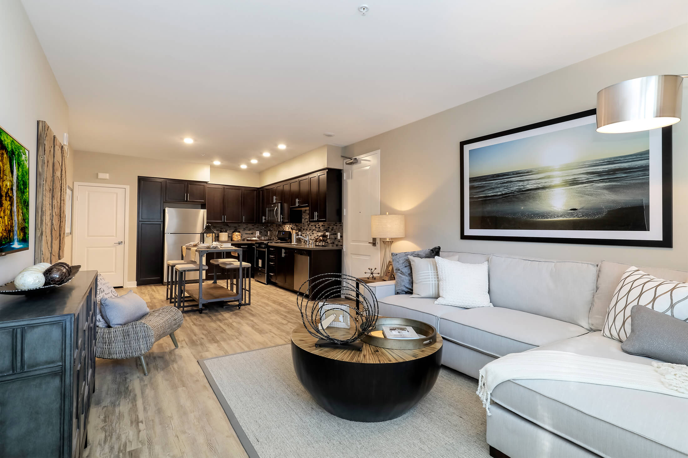 Esencia Sur Apartment Homes Apartments in Rancho Mission Viejo, CA